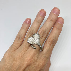 Ginkgo leaf silver ring nr.2 adjustable size