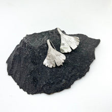 Load image into Gallery viewer, Ginkgo silver earrings
