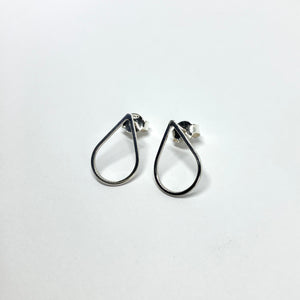 Drop silver stud earrings No. 3