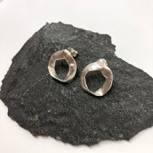 Load image into Gallery viewer, Flow hoop silver stud earrings
