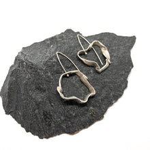 Load image into Gallery viewer, Flow silver earrings Nr.3
