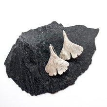 Load image into Gallery viewer, Ginkgo silver earrings
