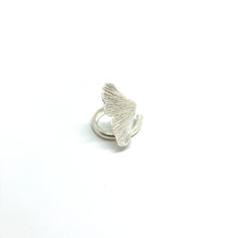 Load image into Gallery viewer, Ginkgo leaf silver ring adjustable size 50-54
