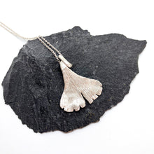 Load image into Gallery viewer, Ginkgo large silver pendant with necklace
