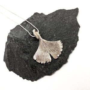 Ginkgo large silver pendant with necklace