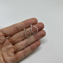 Load image into Gallery viewer, Drop silver stud earrings No. 3
