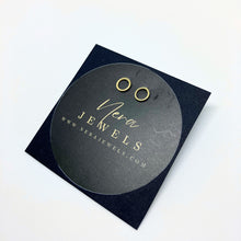 Load image into Gallery viewer, Circle gold-plated silver stud earrings
