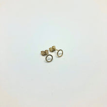 Load image into Gallery viewer, Circle gold-plated silver stud earrings
