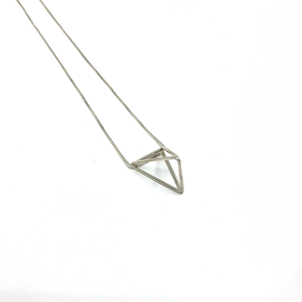 Tetra silver pendant with necklace