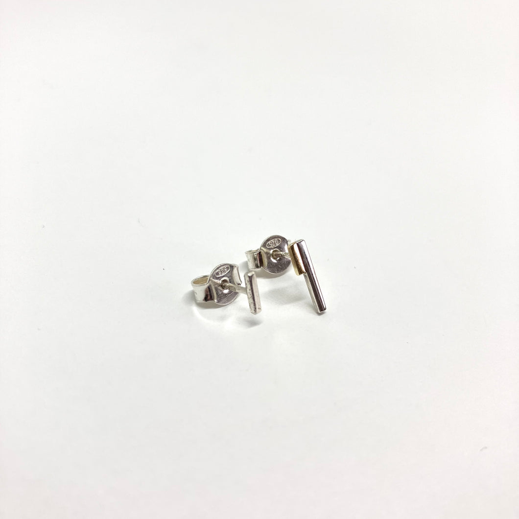 Line silver and gold asymmetric stud earrings