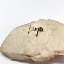 Load image into Gallery viewer, Line silver stud earrings
