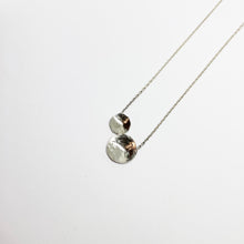 Load image into Gallery viewer, Raindrops - Lake silver necklace
