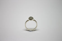 Load image into Gallery viewer, GEOM silver ring with moonstone

