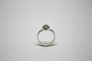 GEOM silver ring with moonstone