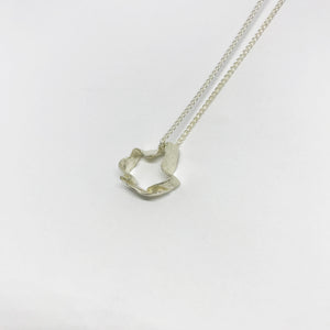 Flow silver pendant necklace