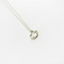 Load image into Gallery viewer, Flow silver pendant necklace
