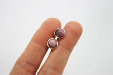 Load image into Gallery viewer, Minimal stud earrings green-pink agate silver plated
