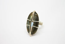 Load image into Gallery viewer, Labradorite ring silver plated
