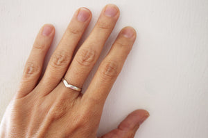 V line silver ring